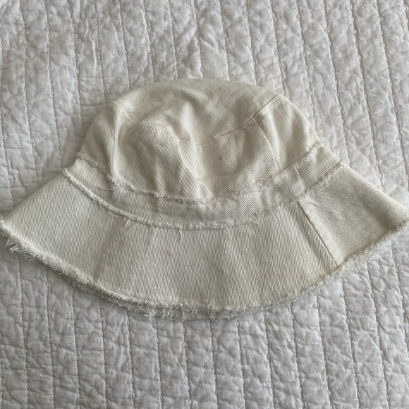 Urban Outfitters Accessories - Bucket hat